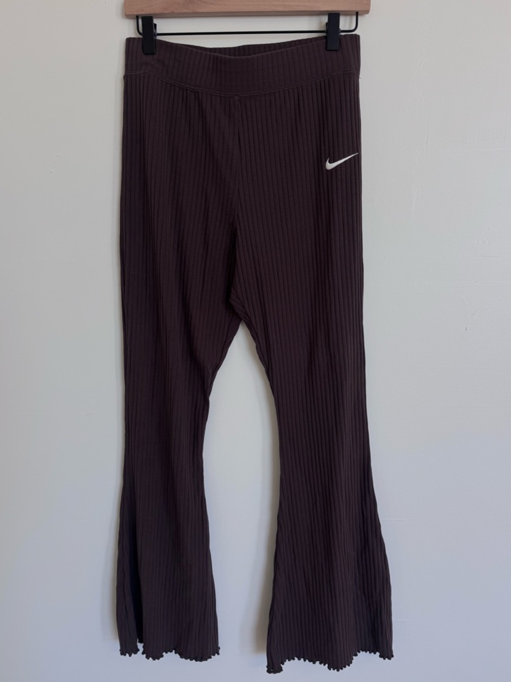 Nike Women's Brown Ribbed Boot-Cut Pants & Top *SET* - Picture 5 of 6